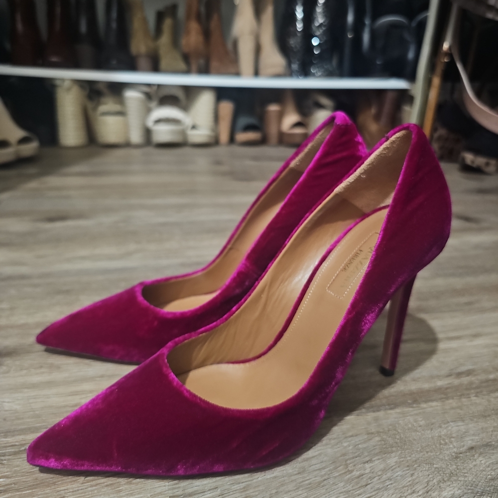Aquazzura Fuchsia Velvet Pointed Toe Stiletto Pumps - Picture 5 of 8